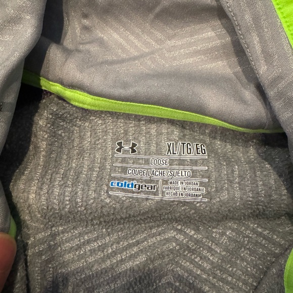 Under armour cold gear loose fit hooded vest, men’s size XL - Picture 5 of 6